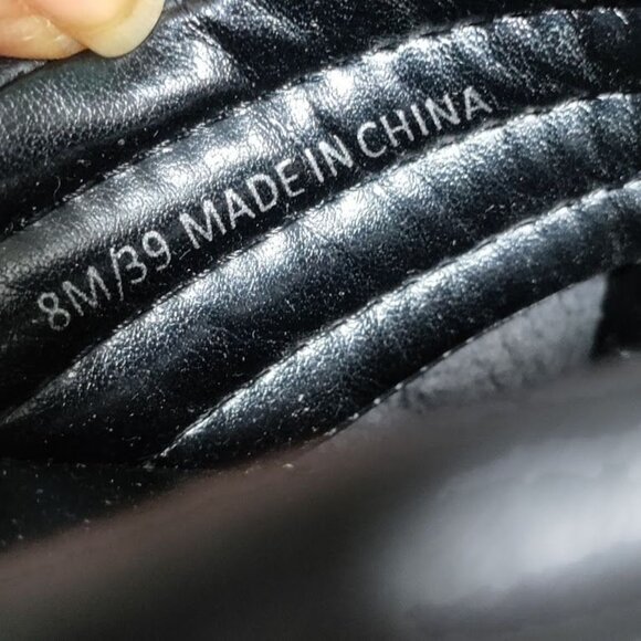 Vince Camuto Melysa Leather Slip Op Crossband Boho Slide Sandals Black 8M/39 - Picture 9 of 9